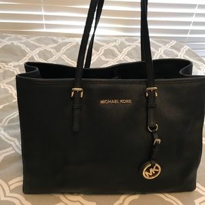 Michael Kors Jet Set Travel Shopper Bag